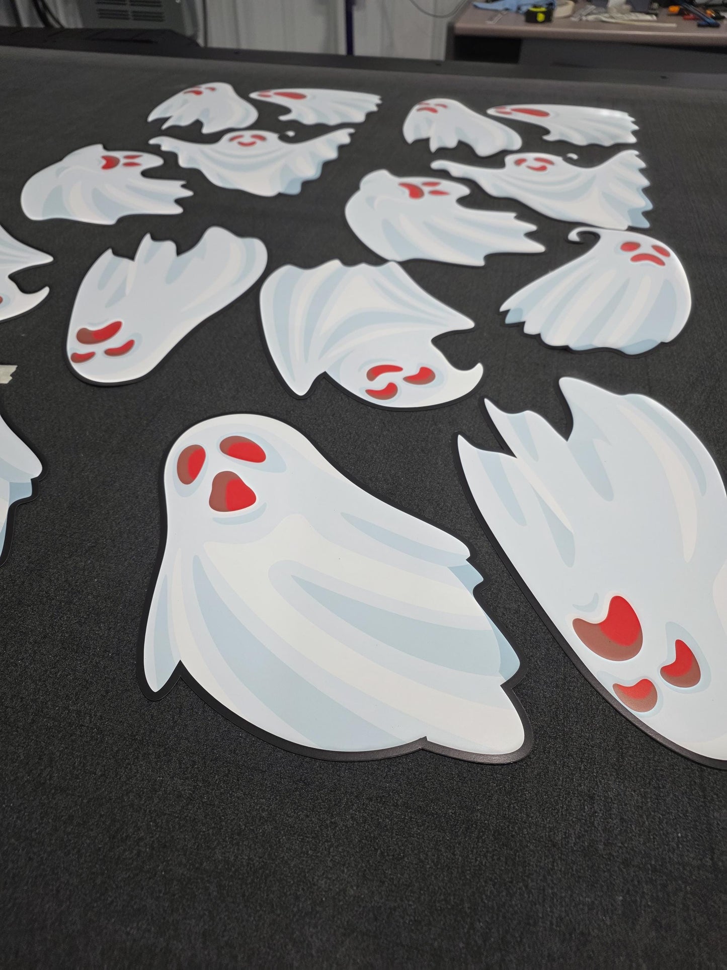 Oversized Magnetic Ghosts, 8pc Halloween Magnet Set for Outdoors & Indoors