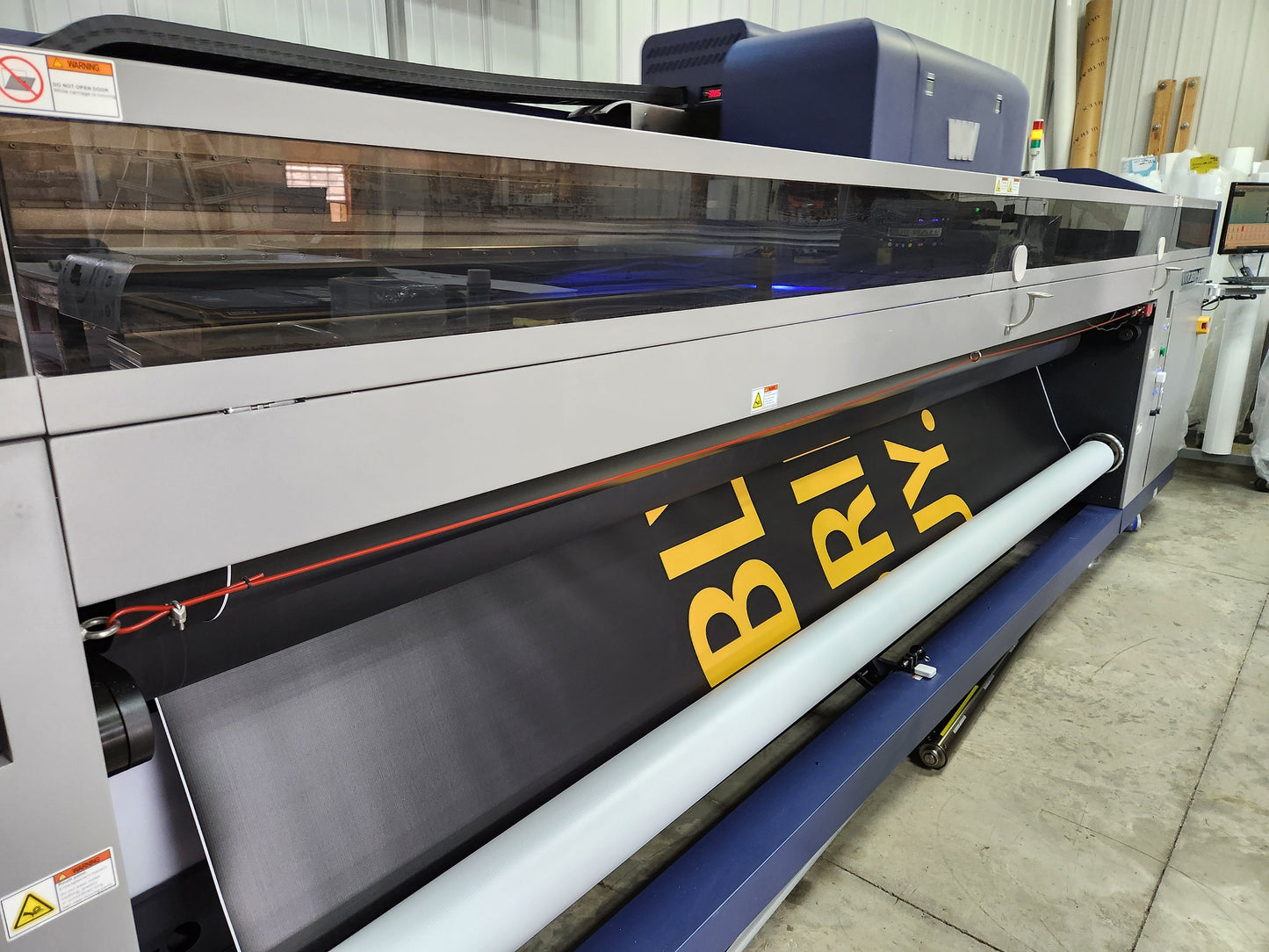 Graduation Senior Vinyl banner- Graduate Yard Sign - Graduation - 2024 Graduate Banner - High School Grad- Waterproof, Hemmed, with Grommets